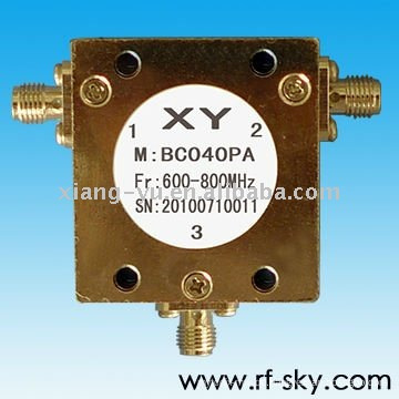 150W 600-800MHz SMA / N im Uhrzeigersinn Breitband-Zirkulator